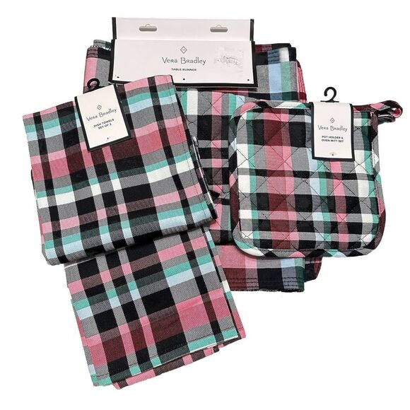🎀 Vera Bradley Table Runner, Pot Holders & Dishtowel Gift Set Ribbons Plaid NWT - Picture 1 of 13